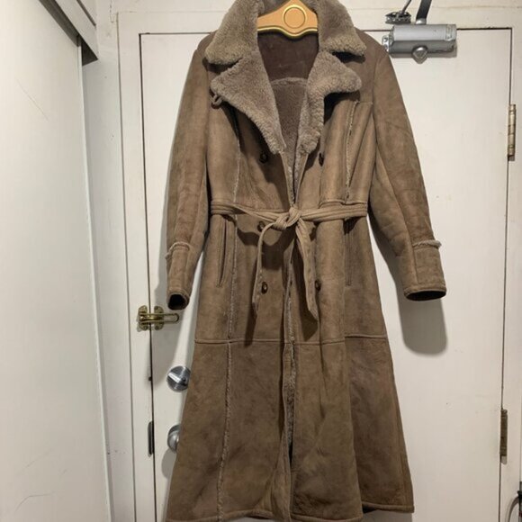 VINTAGE MONTREAL LEATHER GARMENT BELTED SHEARLING SHEEPSKIN COAT SIZE 14 - Picture 2 of 11